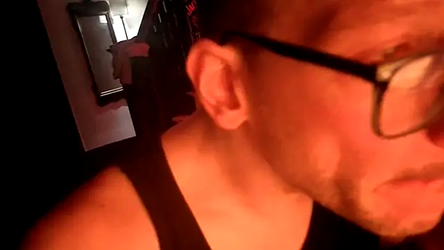 Czat XXX na żywo – MasterDaddyCool