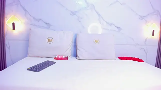 indya_brown 现场XXX聊天