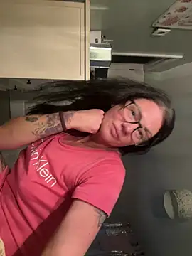 laurataylor13n Live XXX chat