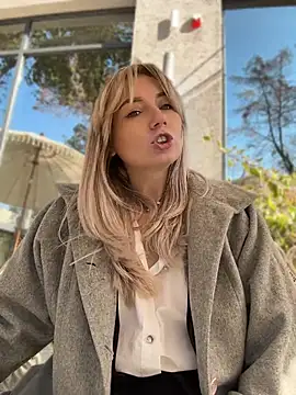 Crazy-Rosa Adlı Modelin Canlı XXX Sohbeti