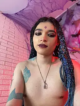 צ'אט XXX בשידור חי של MaeveKuro