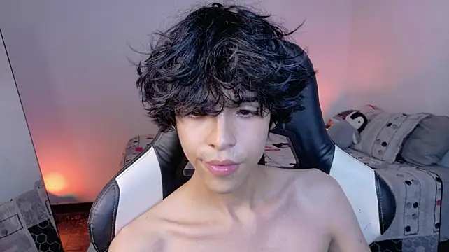 XXX chat uživo modela Alan26_