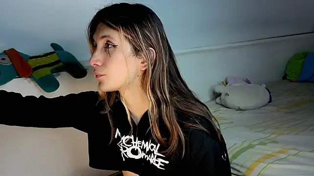 צ'אט XXX בשידור  חי של Feniix__