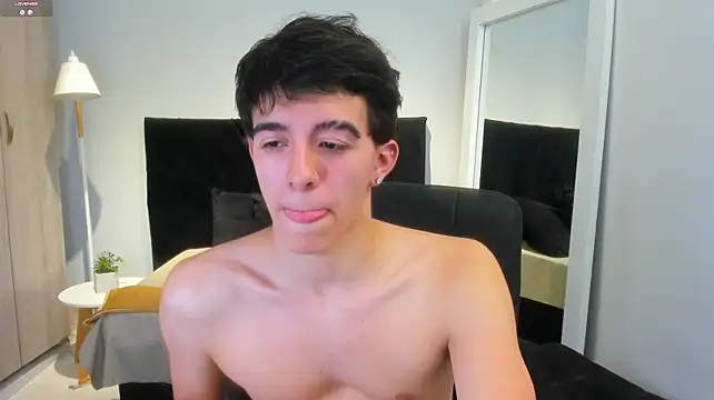 Austinbolt live XXX chat