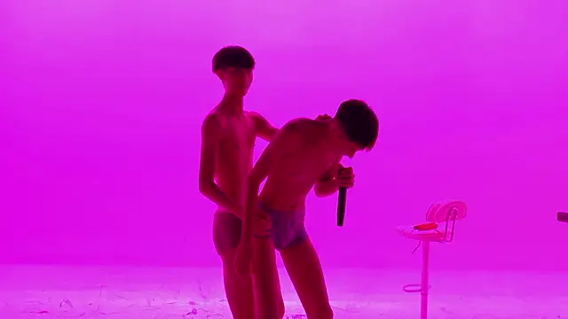 Alive-888's Live XXX Chat