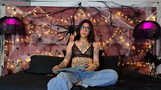 JessieGarvet19n Live XXX chat