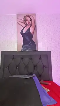 Selena_fox24's Live XXX Chat