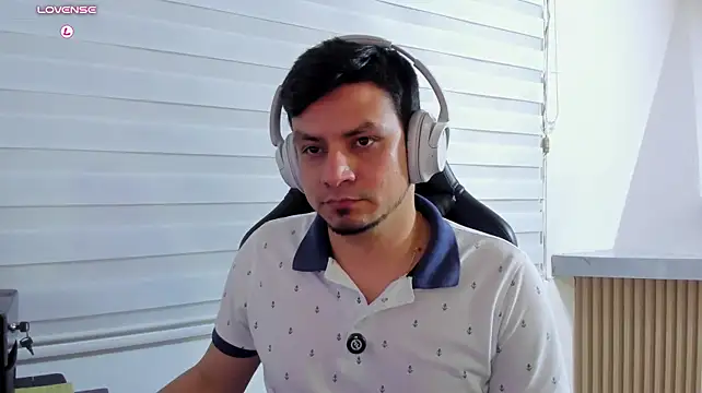 Rick_Adams élő XXX-chatje