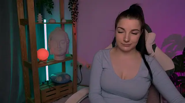AliceChanel Chat XXX in diretta