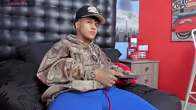 XXX chat uživo modela Bill33_