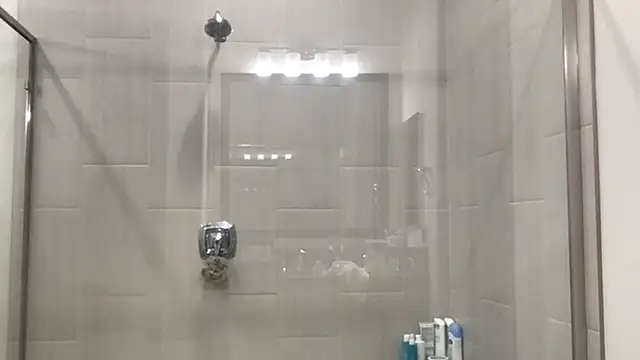 Daddy_Mike69 লাইভ XXX চ্যাট
