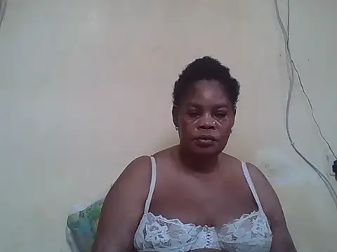 XXX chat uživo modela ANALQUEEN4