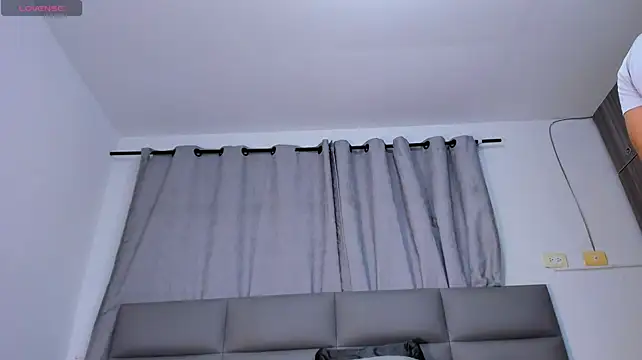 Chat +18 de ApoloKlein ao vivo