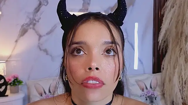 hannahill69's Live XXX Chat
