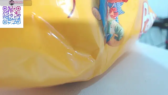 Kitty_Mifl XXX чат на живо