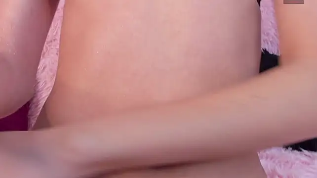 Britney_Rose Adlı Modelin Canlı XXX Sohbeti
