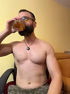 XXX chat uživo modela DemonInvoker666