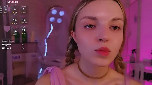 Reychellle Adlı Modelin Canlı XXX Sohbeti
