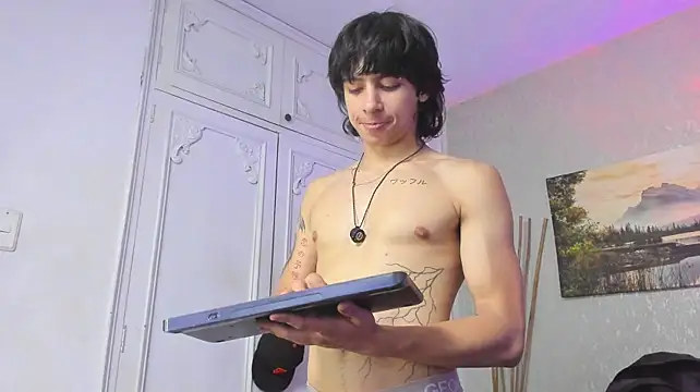 צ'אט XXX בשידור חי של Tyler_durten