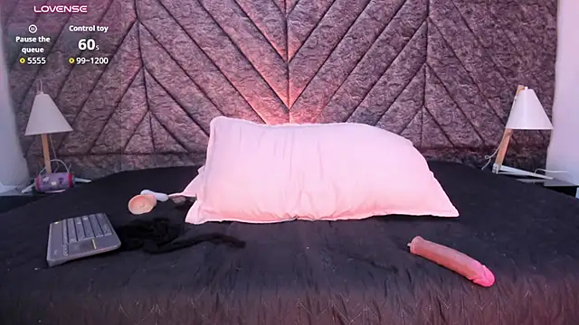 DemonFoxx লাইভ XXX চ্যাট