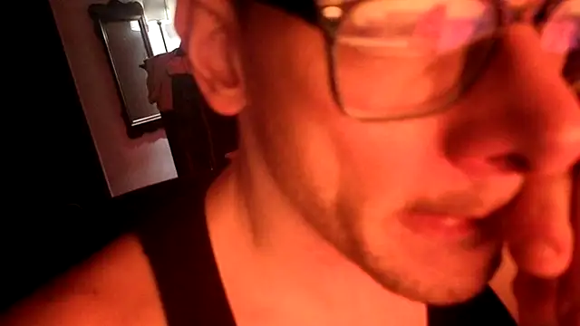 MasterDaddyCool Chat XXX in diretta