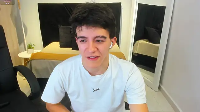 Austinbolt 现场XXX聊天
