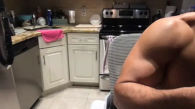 BigGuyMusclen Live XXX chat