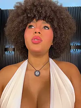Chat XXX en directo de kendall_coxx