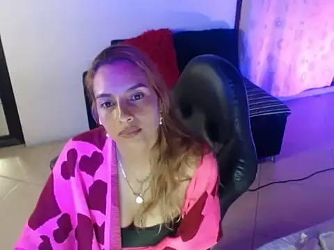 mykaelahoney's Live XXX Chat