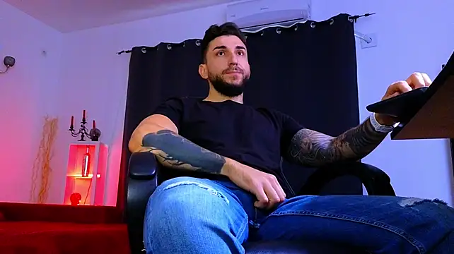 MightyAaron66 라이브 XXX 채팅