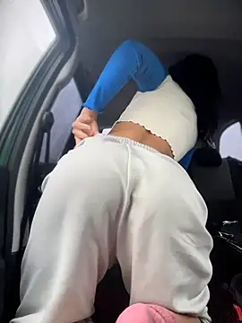 Chatroom XXX en direct de MeekyRich