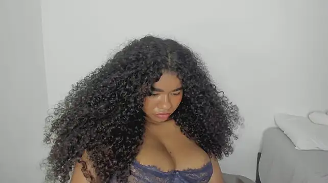Czat XXX na żywo – ashley_lemus