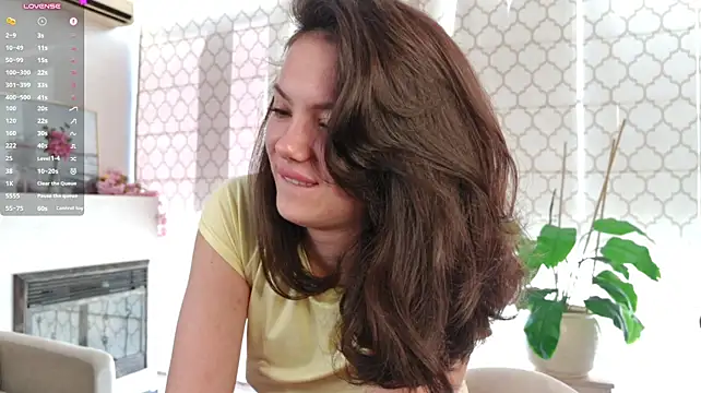 IndomitableMaid Adlı Modelin Canlı XXX Sohbeti