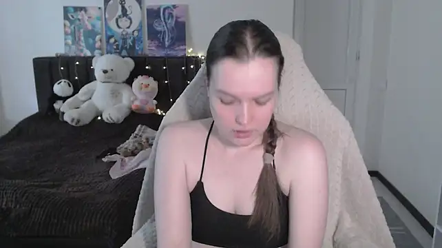 Little_flowers live XXX chat