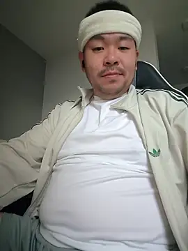 Show modela takajiru na web-kameri