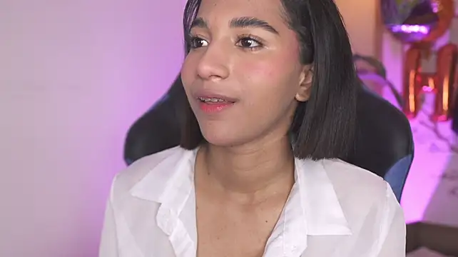 Czat XXX na żywo – Emily_bruss
