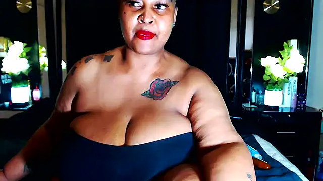 MONSTERTITS44DDD: απευθείας συνομιλία ΧΧΧ