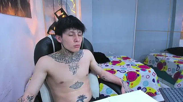 Živý XXX chat Cry_thereal