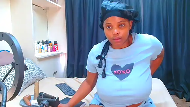 Xoli_11 Live XXX-Chat