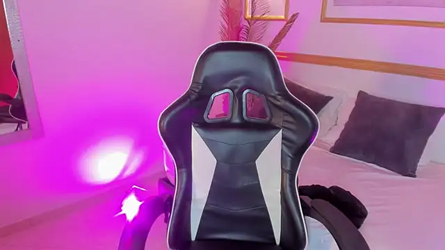 Czat XXX na żywo – astrid_ferrani