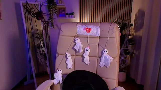 Evacadooo's Live XXX Chat