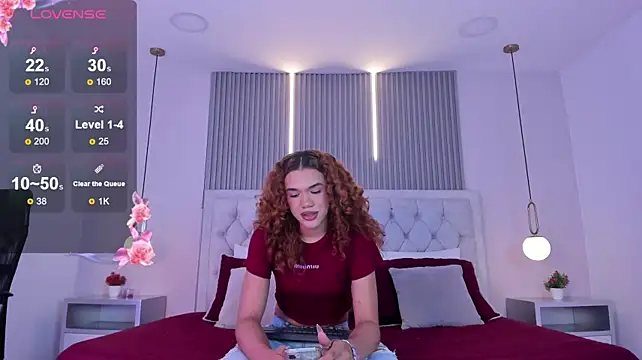 Emily_Channell élő XXX-chatje