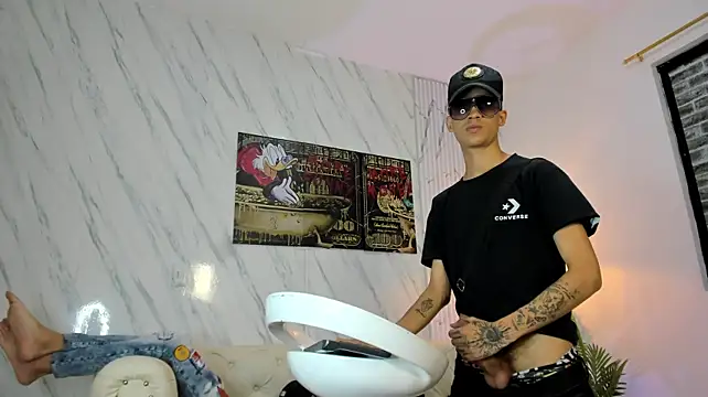Chatroom XXX en direct de COOL_BOYS2