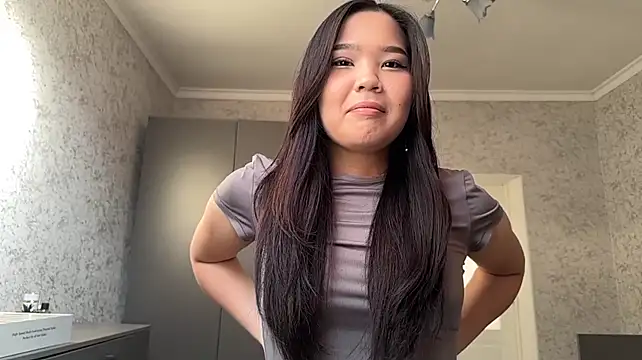 RegenaLandauer's Live XXX Chat