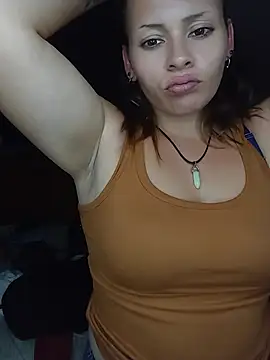 CowboyQueen's Live XXX Chat