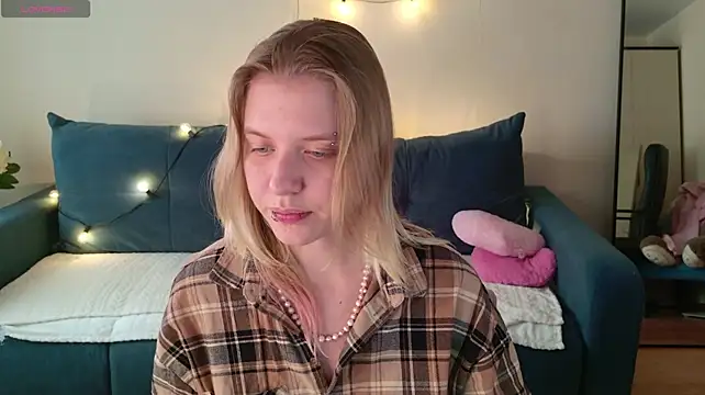 Viki_Charm's Live XXX Chat
