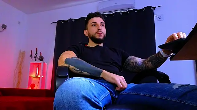 MightyAaron66 라이브 XXX 채팅