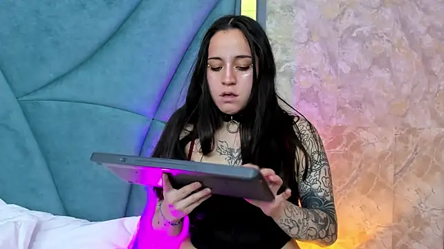 DaphneMeek 现场XXX聊天