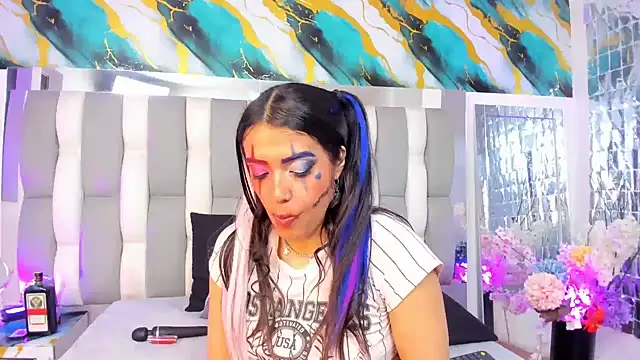 IsaDiiaz 现场XXX聊天