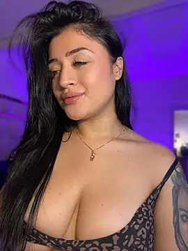 lucianaroyn Live XXX chat